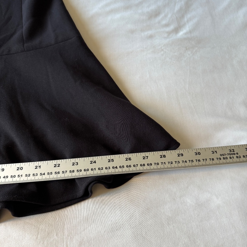 Club Monaco Fit & Flare Tiered Cocktail Dress Black Size 2 Wedding Guest Formal - Picture 14 of 15